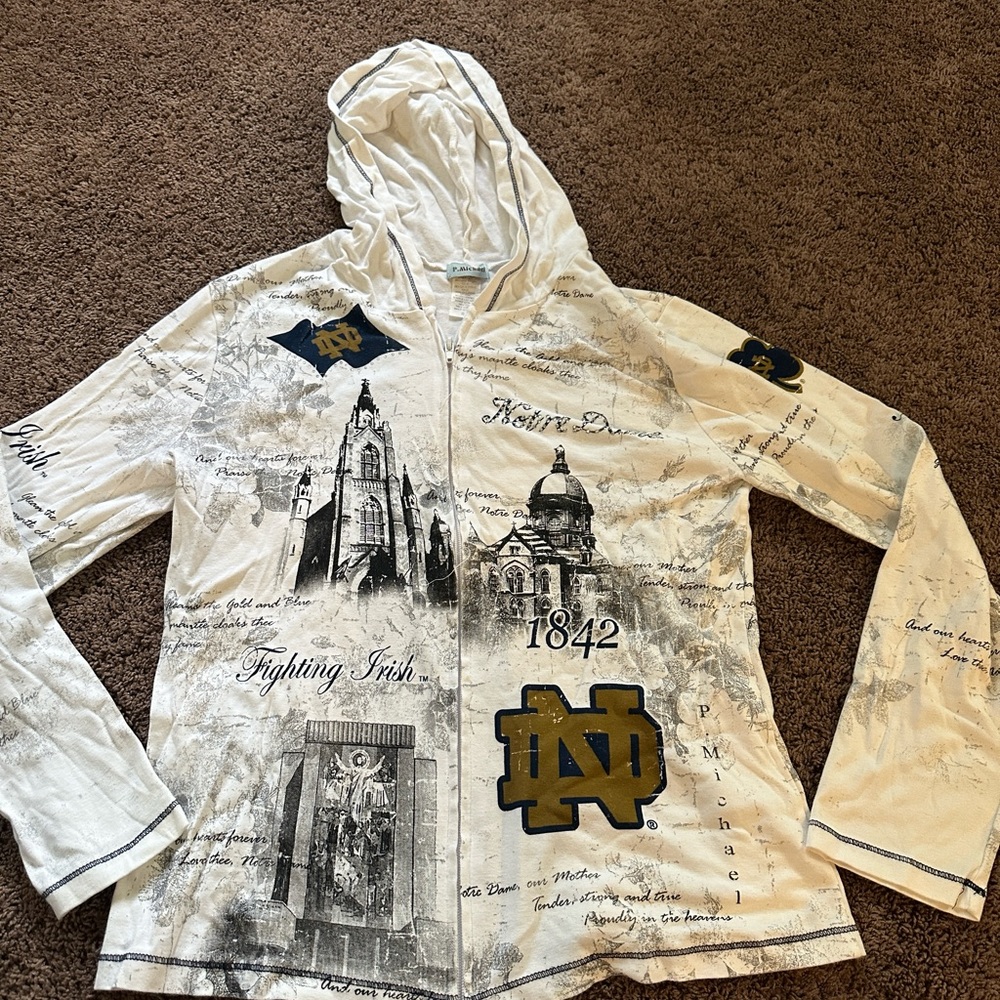 Notre Dame woman’s zip up jacket size small